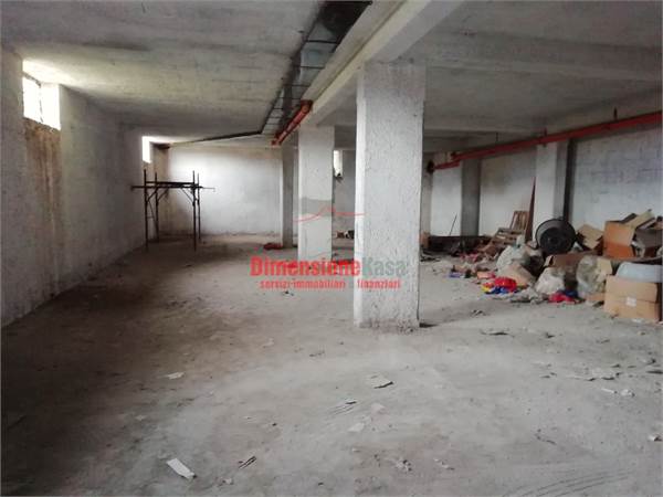📍 CIMITILE – AMPIO LOCALE C/2 IN LOCAZIONE – 230 MQ