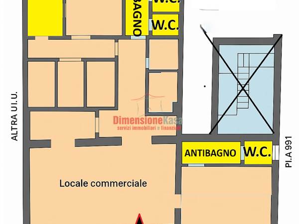 Ampio Locale Commerciale 180 mq con 3 Vetrine su Strada – Zona Stazione