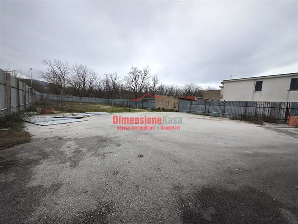 Piazzale in locazione